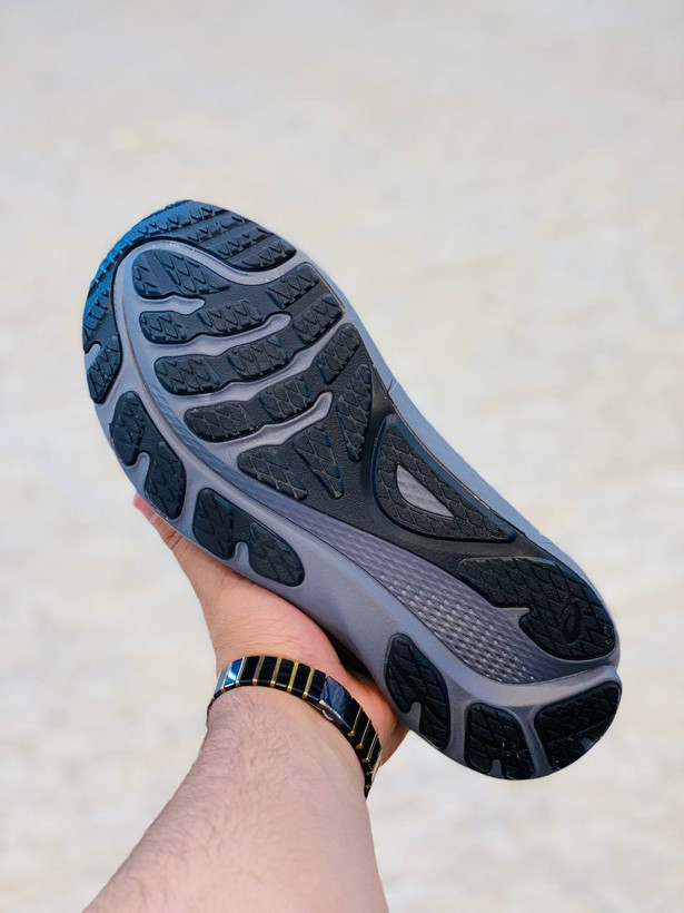Asics gel kayano 30 made in Vietnam