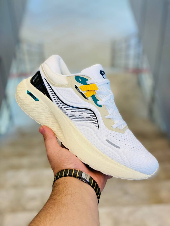 Saucony Ride15 made in vietnam