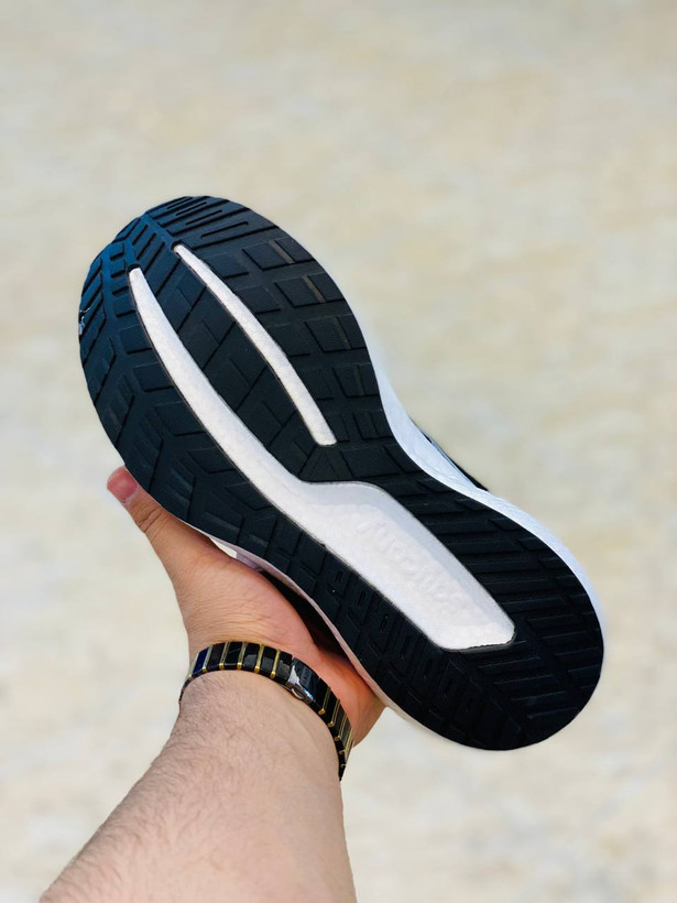 Saucony Ride15 made in vietnam
