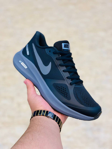 Nike guide10 made in Vietnam