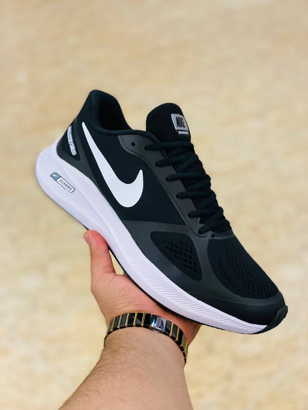 Nike guide10 made in Vietnam