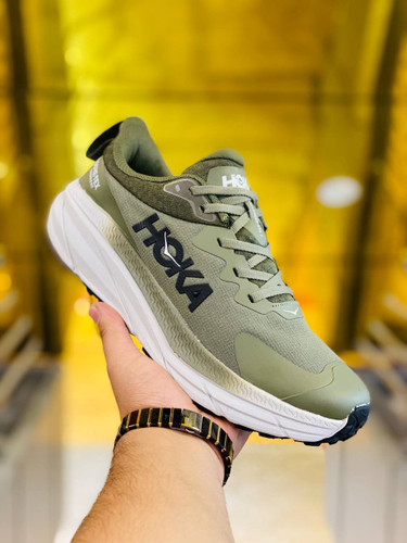 Hoka one one bondi7 made in Vietnam