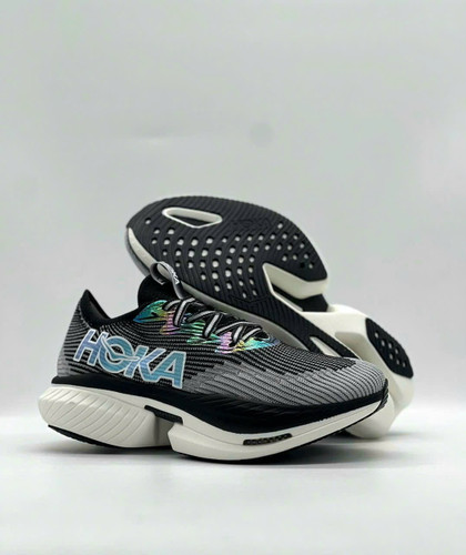 Hoka Cielo x1 made in Vietnam