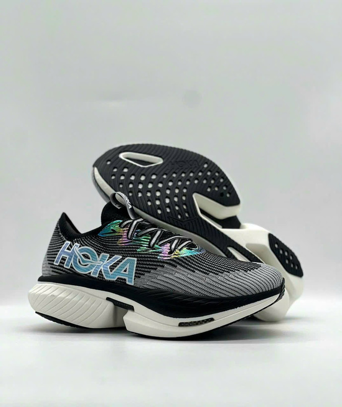 Hoka Cielo x1 made in Vietnam