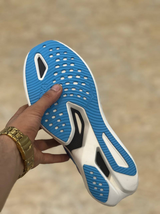 Hoka Cielo x1 made in Vietnam