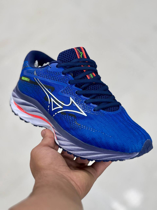 Mizuno wave rider 27 made in Vietnam
