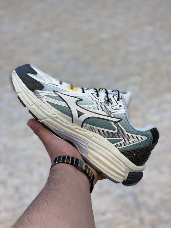 mizuno halo mix made in Vietnam