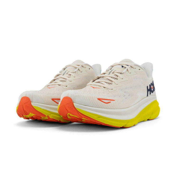 Hoka Clifton 9 made in Vietnam