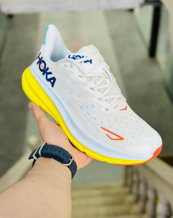 Hoka Clifton 9 made in Vietnam