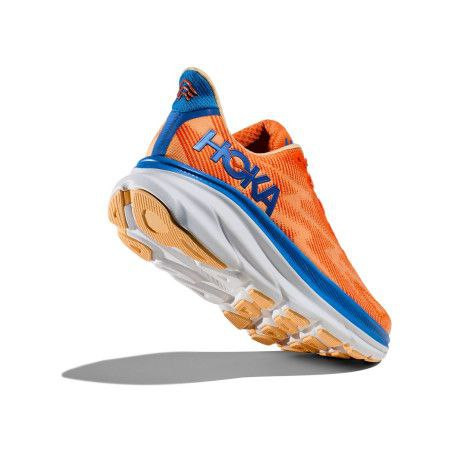 Hoka Clifton 9 made in Vietnam