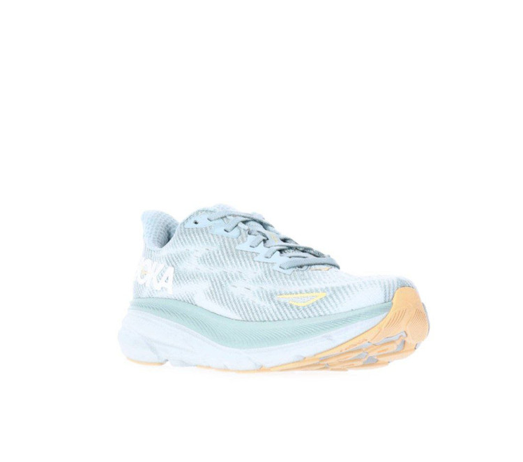 Hoka Clifton 9 made in Vietnam