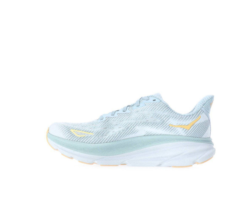 Hoka Clifton 9 made in Vietnam