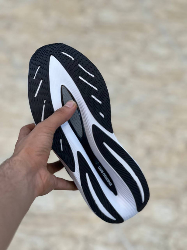 New Balance Fuelcell Rebel V2 made in Vietnam
