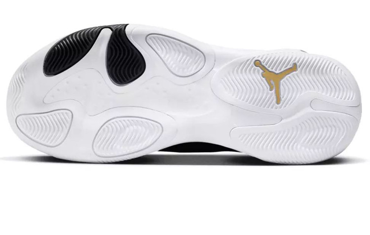 air jordan max aura 4 made in Vietnam