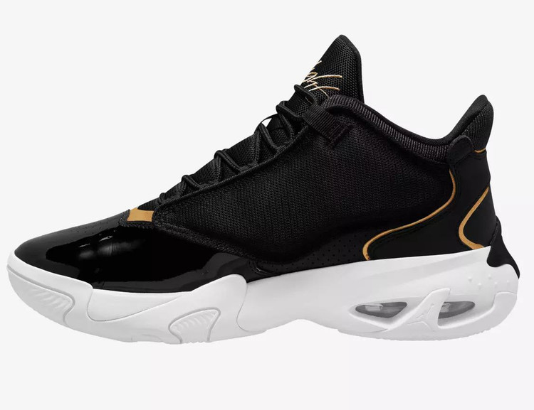 air jordan max aura 4 made in Vietnam