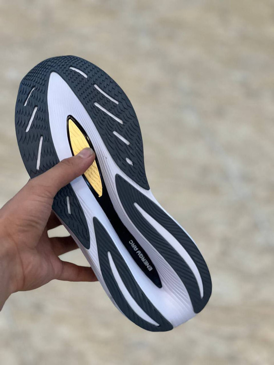 New Balance Fuelcell Rebel V2 made in Vietnam