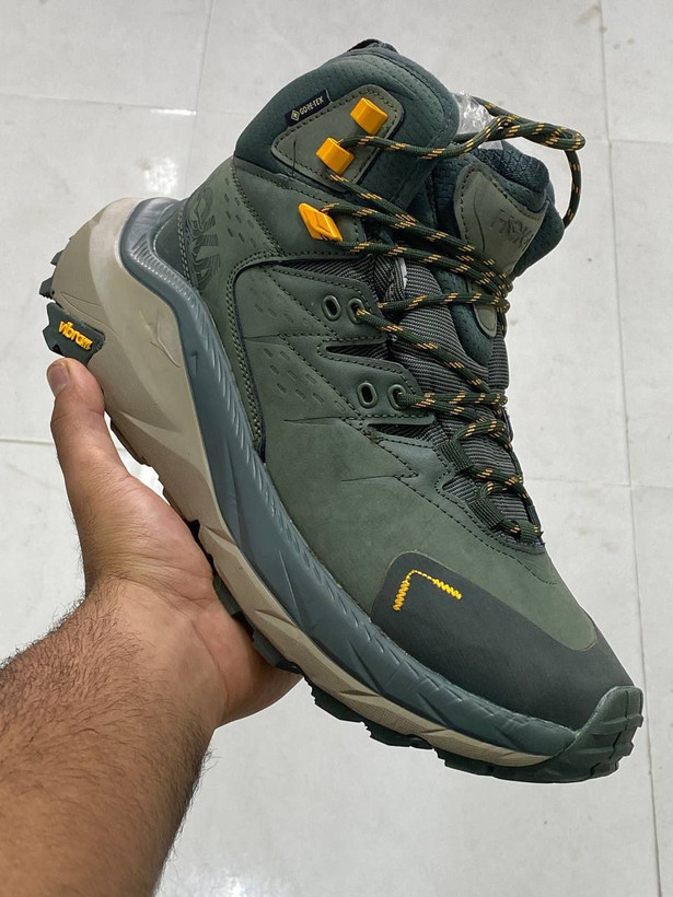 Hoka Kaha 2 GTX made in Vietnam
