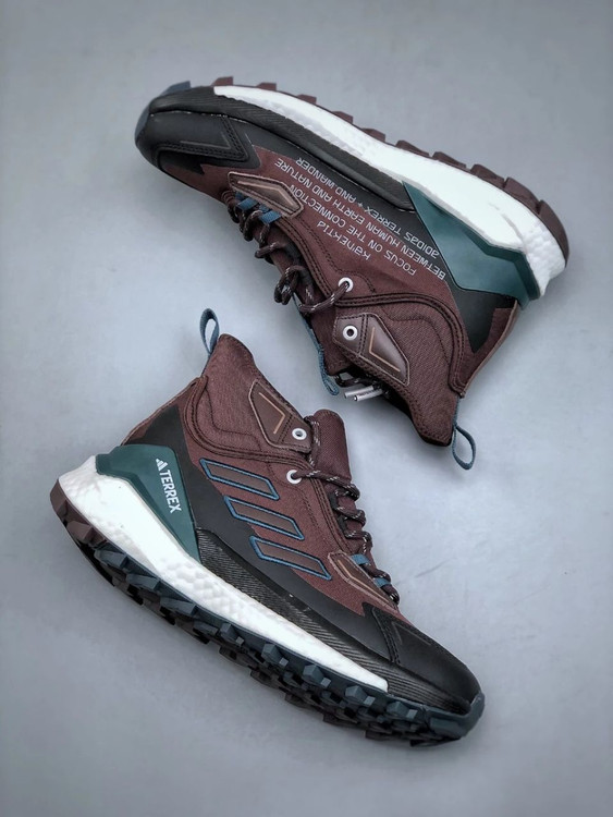 Adidas Terrex Free Hiker 2 made in Vietnam