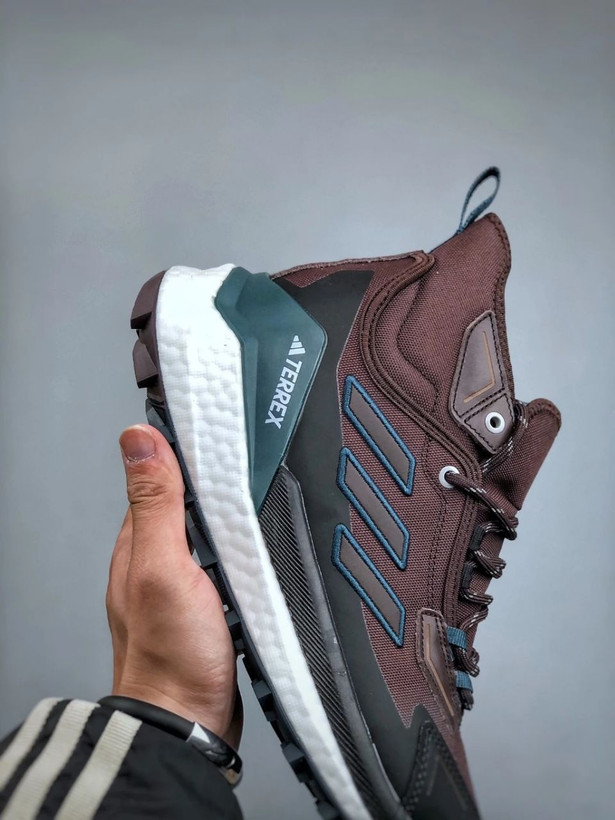 Adidas Terrex Free Hiker 2 made in Vietnam