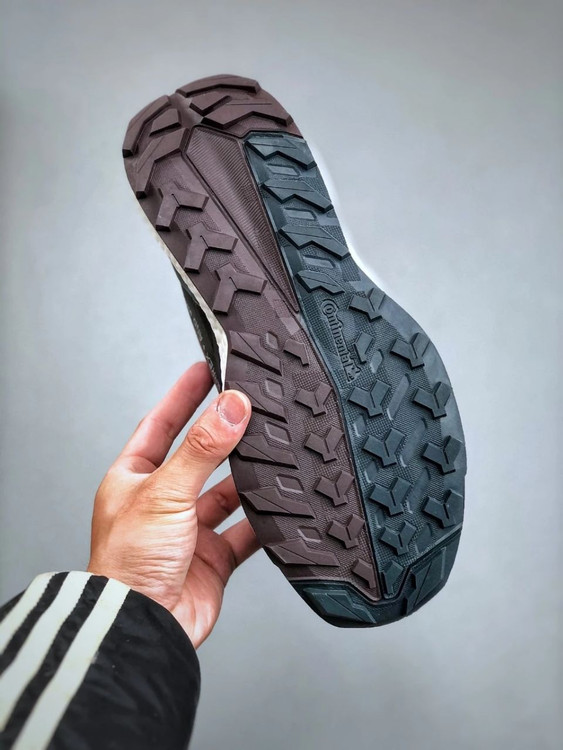 Adidas Terrex Free Hiker 2 made in Vietnam