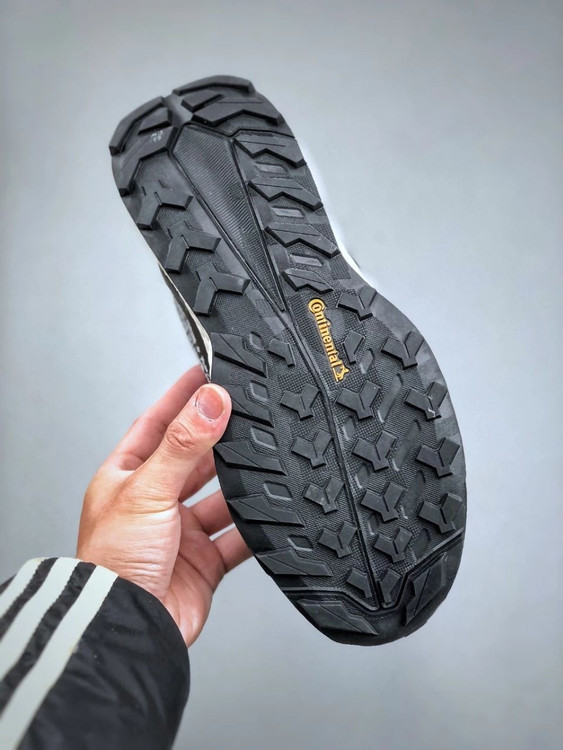 Adidas Terrex Free Hiker 2 made in Vietnam