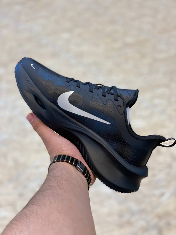 Nike Zoom made in Vietnam