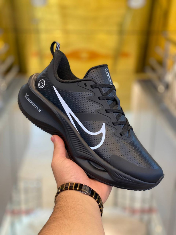 Nike Zoom made in Vietnam