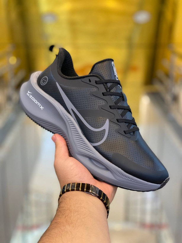 Nike Zoom made in Vietnam