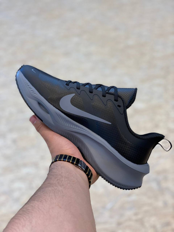 Nike Zoom made in Vietnam