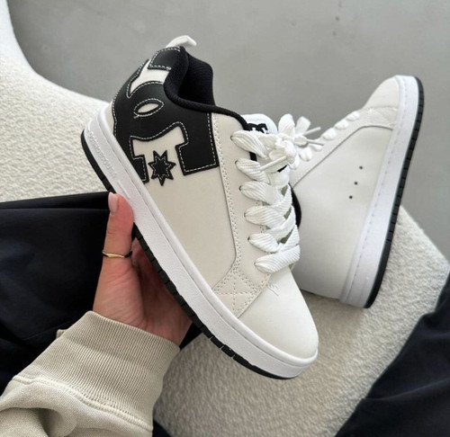 DC Shoes Court Graffik made in Vietnam