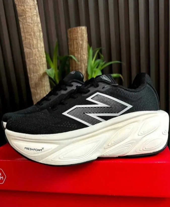 New Balance Fresh Foam X More v5 made in Vietnam