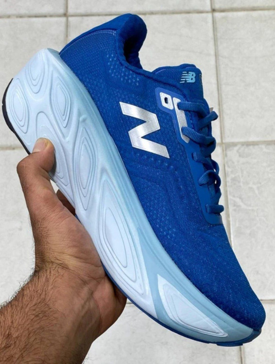 New Balance Fresh Foam X More v5 made in Vietnam