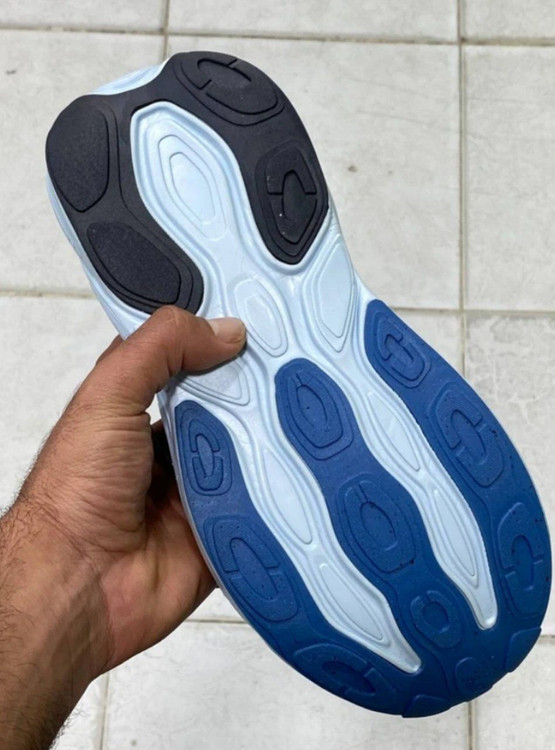 New Balance Fresh Foam X More v5 made in Vietnam