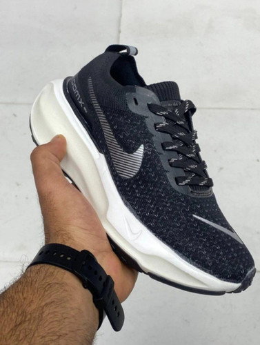 nike zoom x made in Vietnam