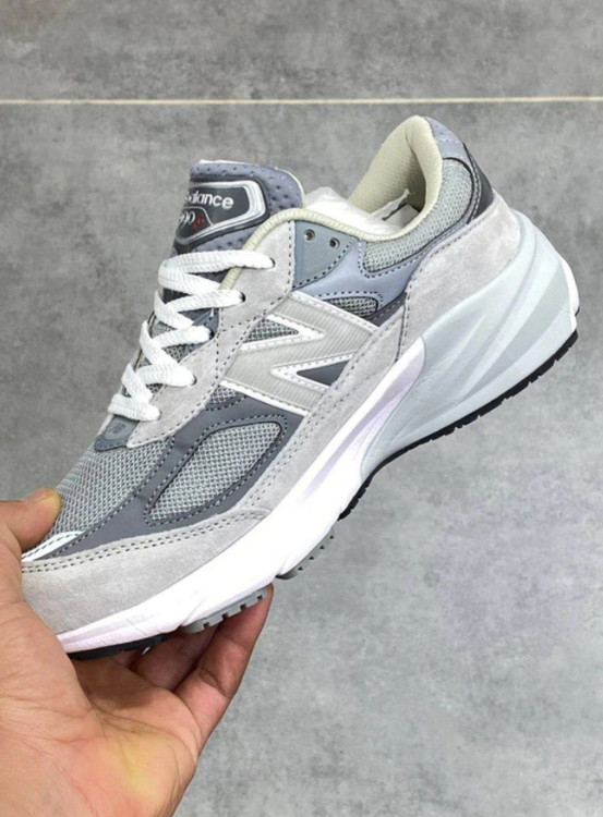 Newbslance 990 v6 made in Vietnam