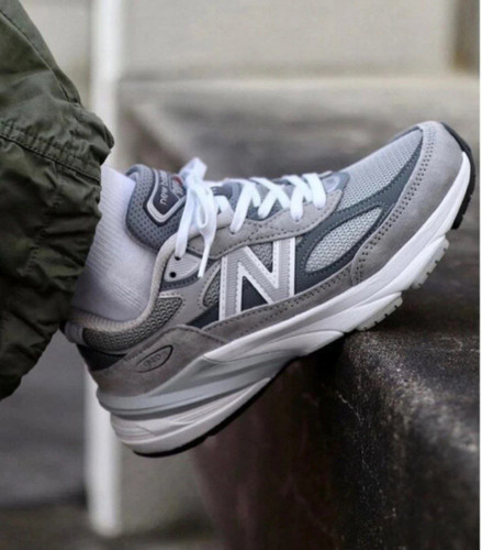 Newbslance 990 v6 made in Vietnam