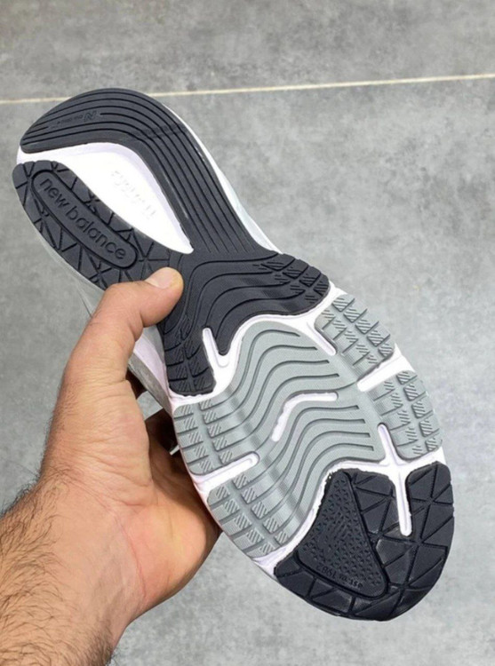 Newbslance 990 v6 made in Vietnam