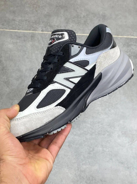 Newbslance 990 v6 made in Vietnam