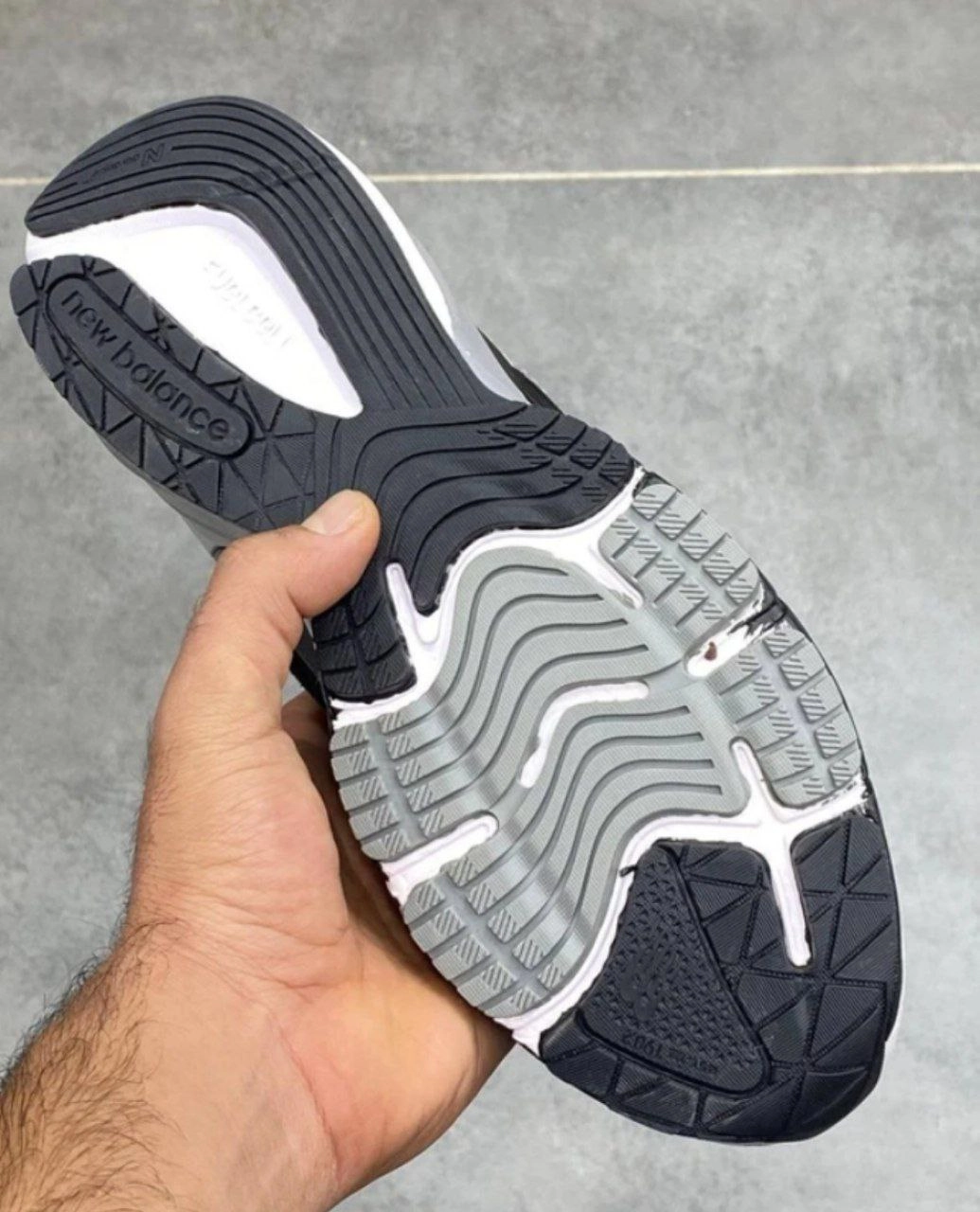 Newbslance 990 v6 made in Vietnam