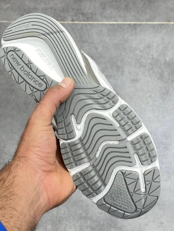 Newbslance 990 v6 made in Vietnam