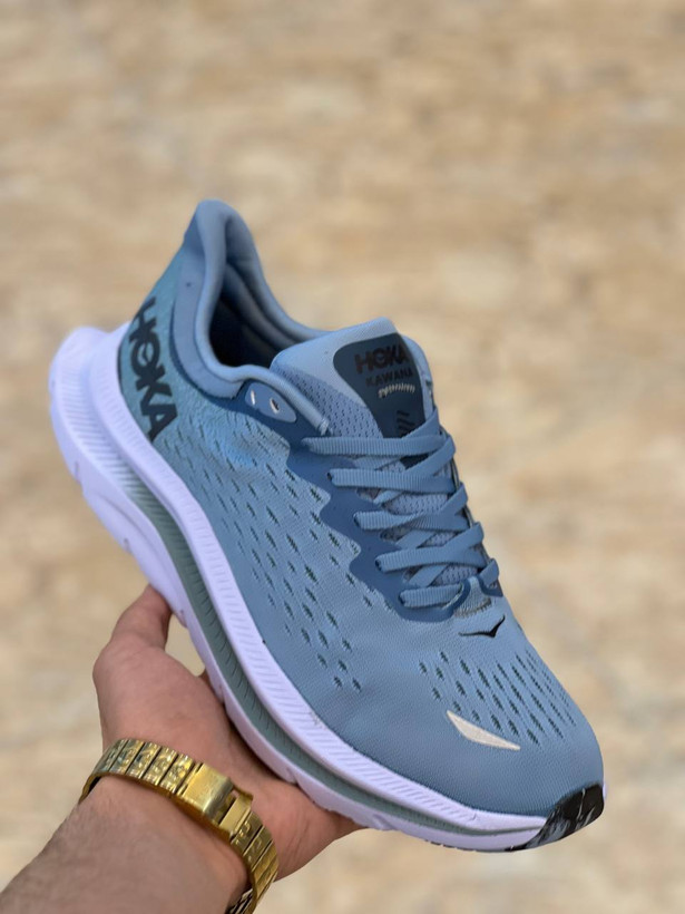 Hoka One One Kawana made in Vietnam