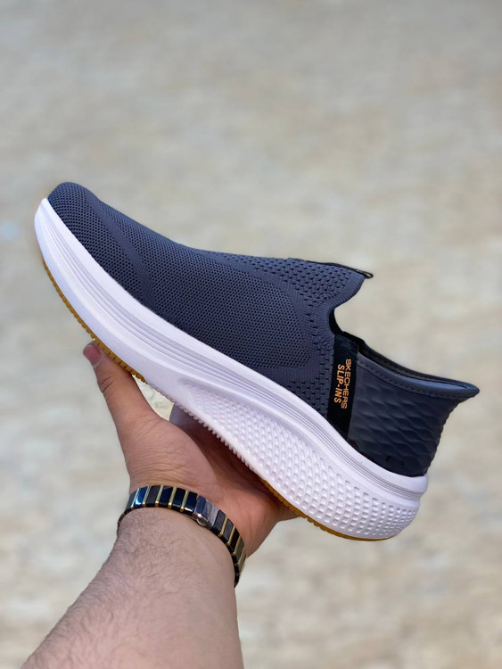 skechers elevate 2.0 made in Vietnam