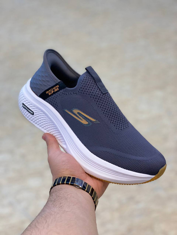 skechers elevate 2.0 made in Vietnam