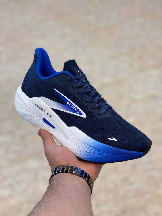 Brooks Hyperion Max 2 made in Vietnam