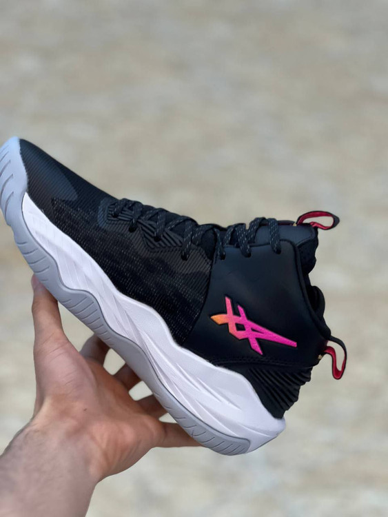 ASICS Nova Surge 2 made in Vietnam