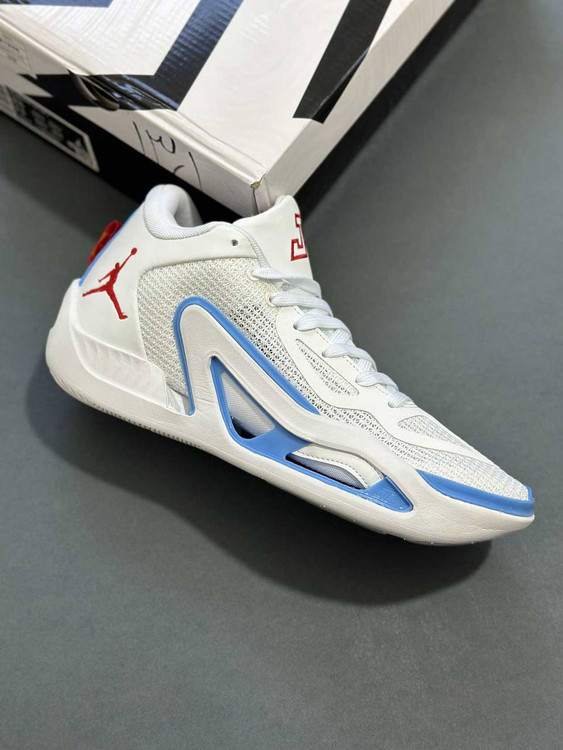 Jordan Tatum 1 made in Vietnam