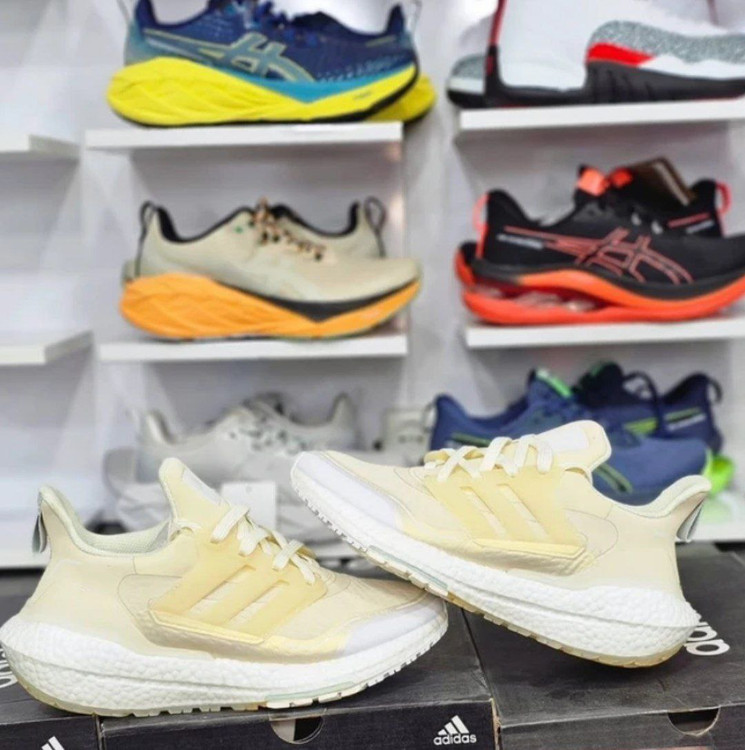 adidas ultraboost 21 made in Vietnam