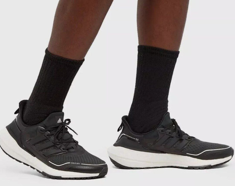 adidas ultraboost 21 made in Vietnam