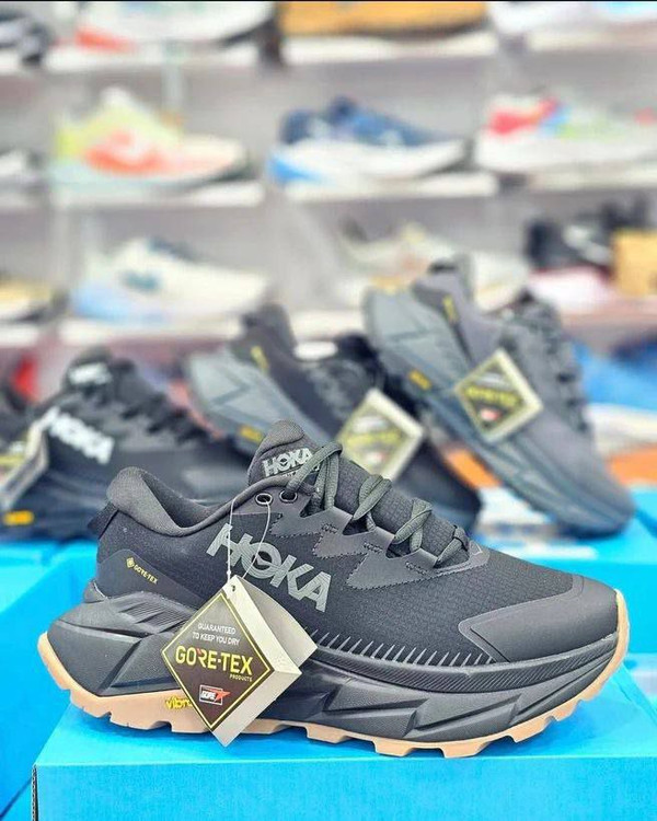 Hoka Skyline-Float X made in Vietnam