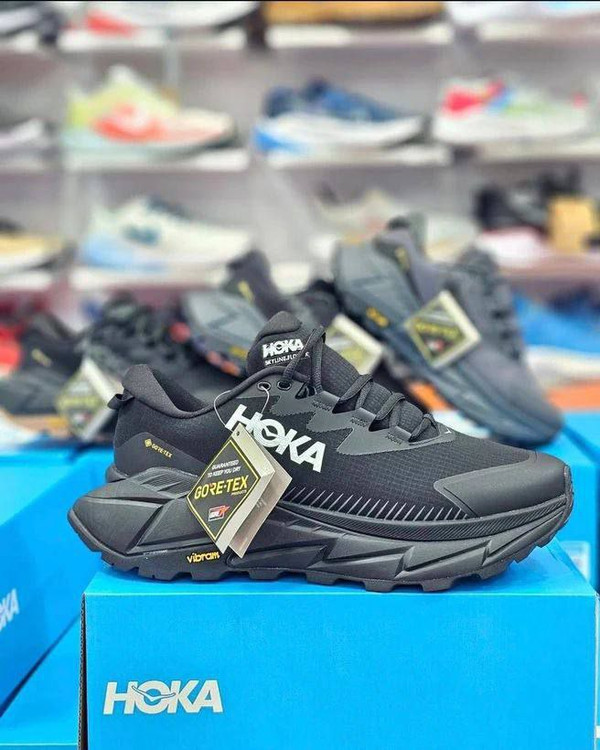 Hoka Skyline-Float X made in Vietnam